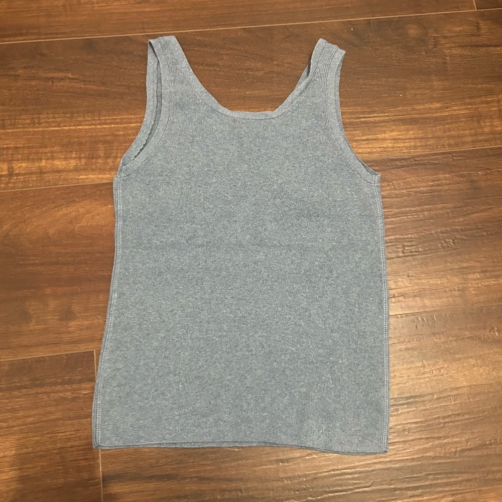 Gap TankTop - Picture 2 of 3